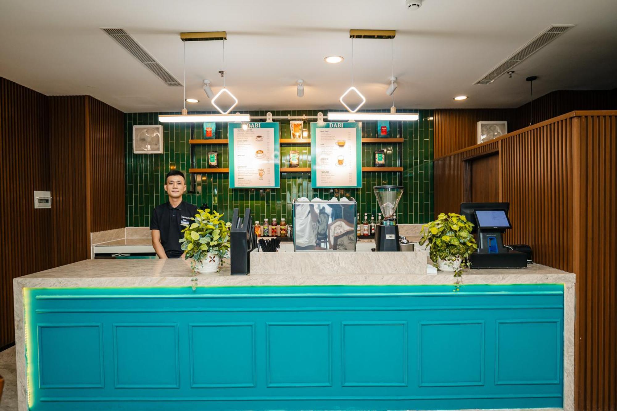 Danaciti Hotel Дананг Екстериор снимка