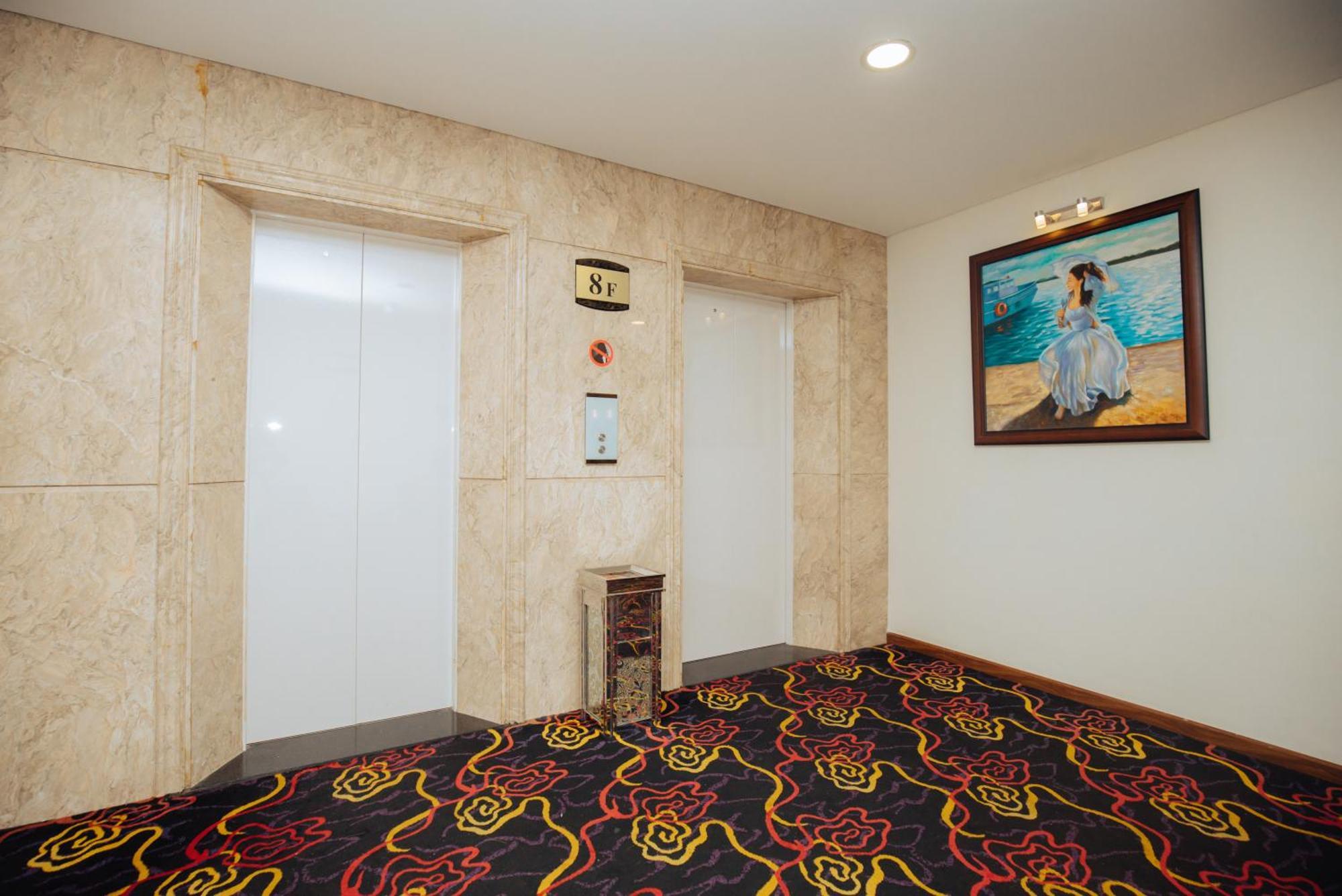 Danaciti Hotel Дананг Екстериор снимка