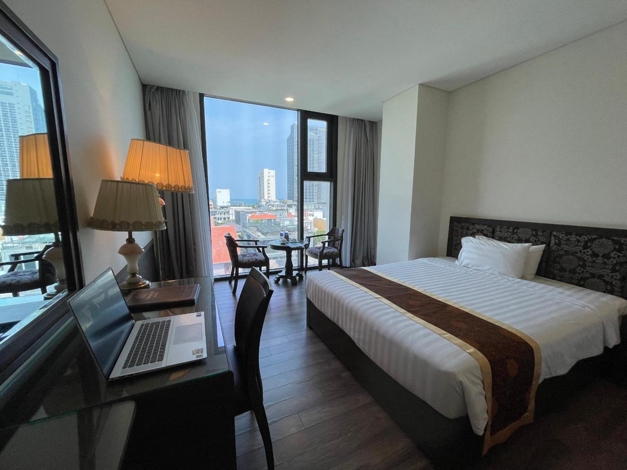 Danaciti Hotel Дананг Екстериор снимка